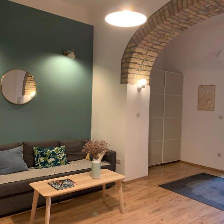French Touch Apartment With Free Parking Budapesta Exterior foto