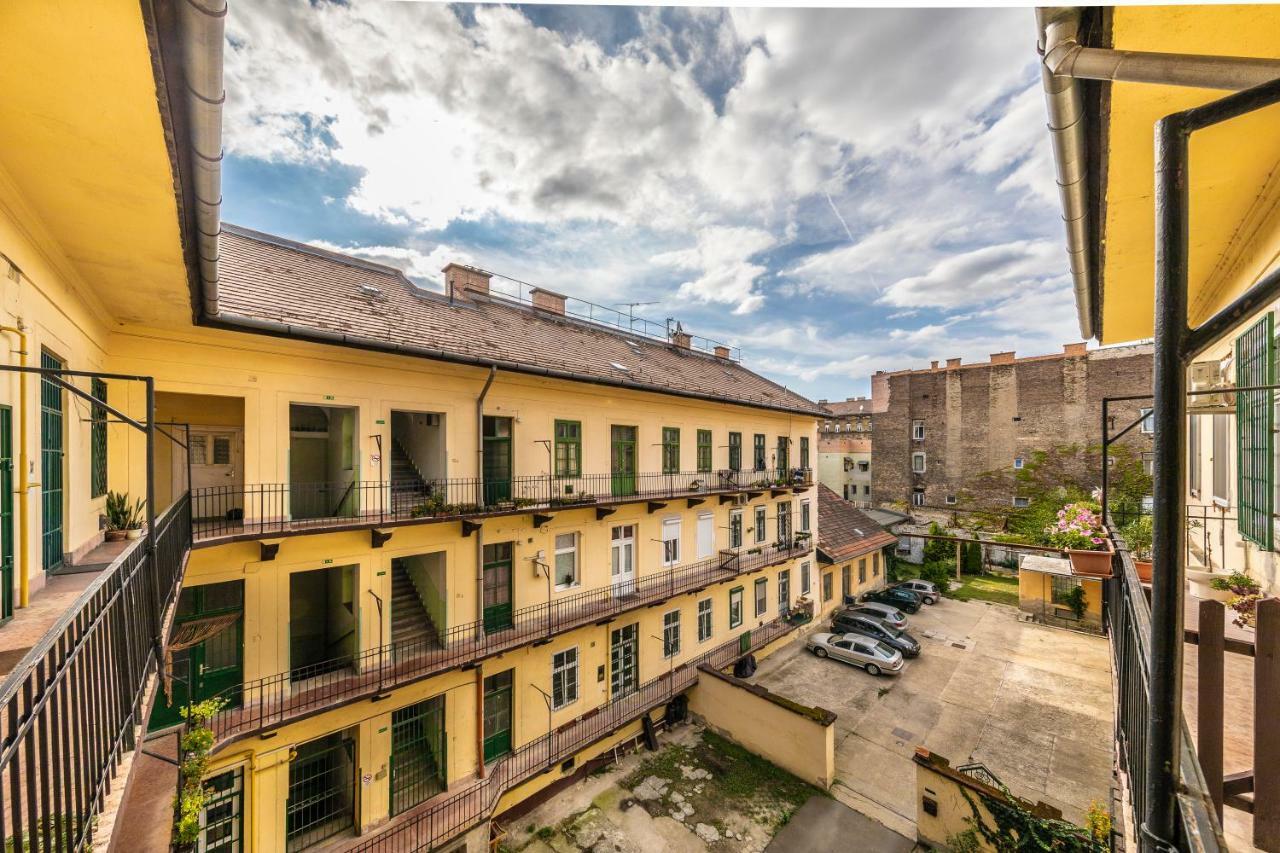 French Touch Apartment With Free Parking Budapesta Exterior foto