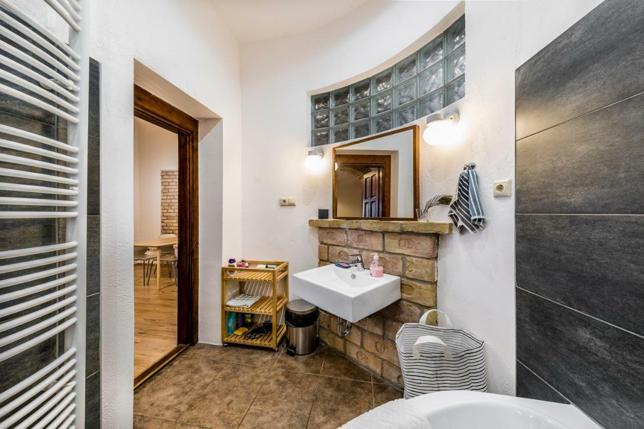 French Touch Apartment With Free Parking Budapesta Exterior foto